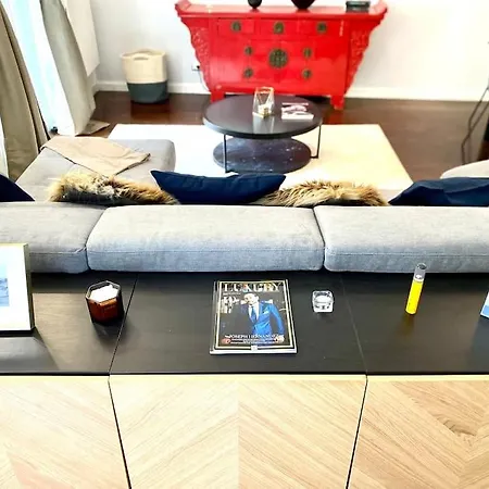 Duomo Area 2 Bedroom Deluxe * Milano