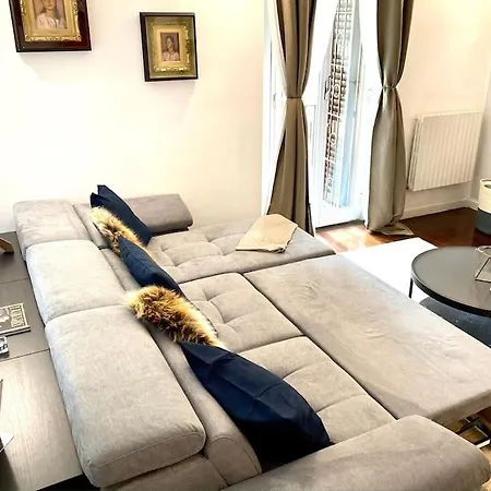 شقة Duomo Area 2 Bedroom Deluxe ميلان